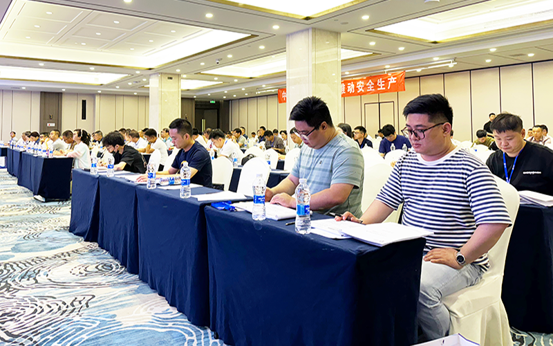 安全工程师先考初级吗